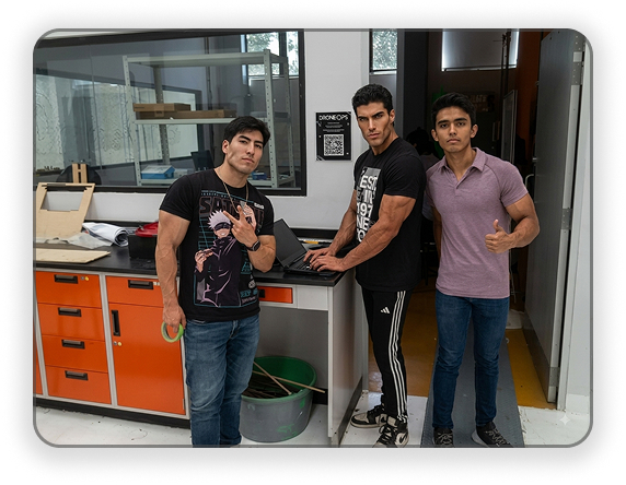 Equipo DroneOps